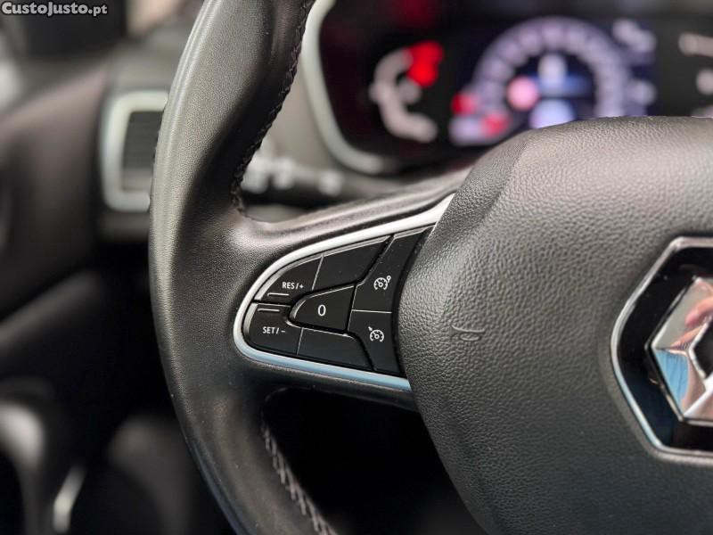 Renault Mégane BLUE dCi 115 EDC INTENS — fotografia 10