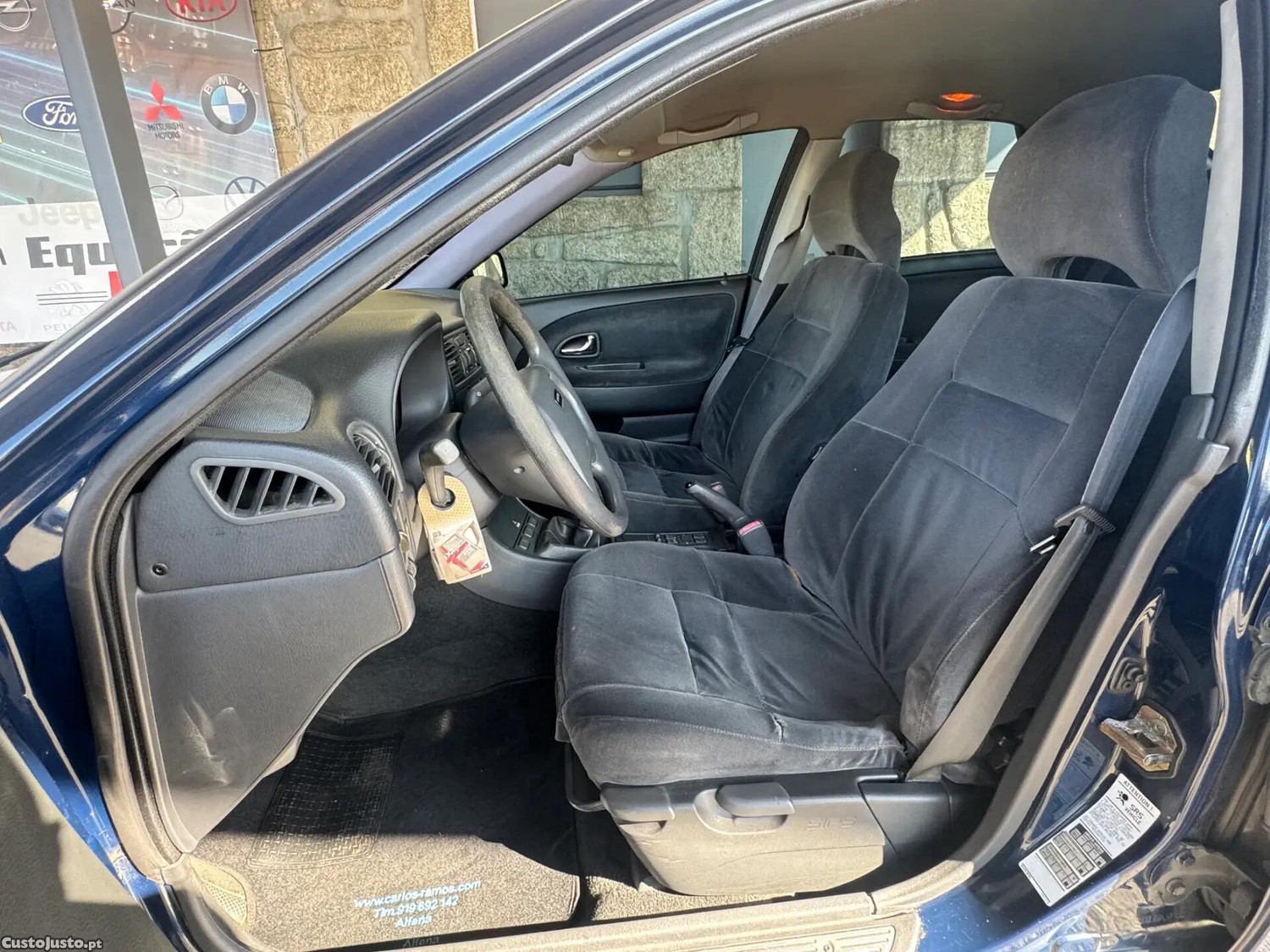 Volvo S40 1.6 — fotografia 17