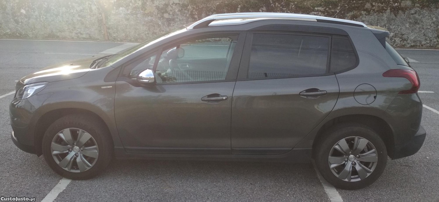 Peugeot 2008 1.2 PureTech Style — fotografia 5