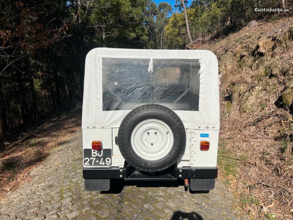 UMM Cournil 2.3 Diesel 8 lugares — fotografia 8