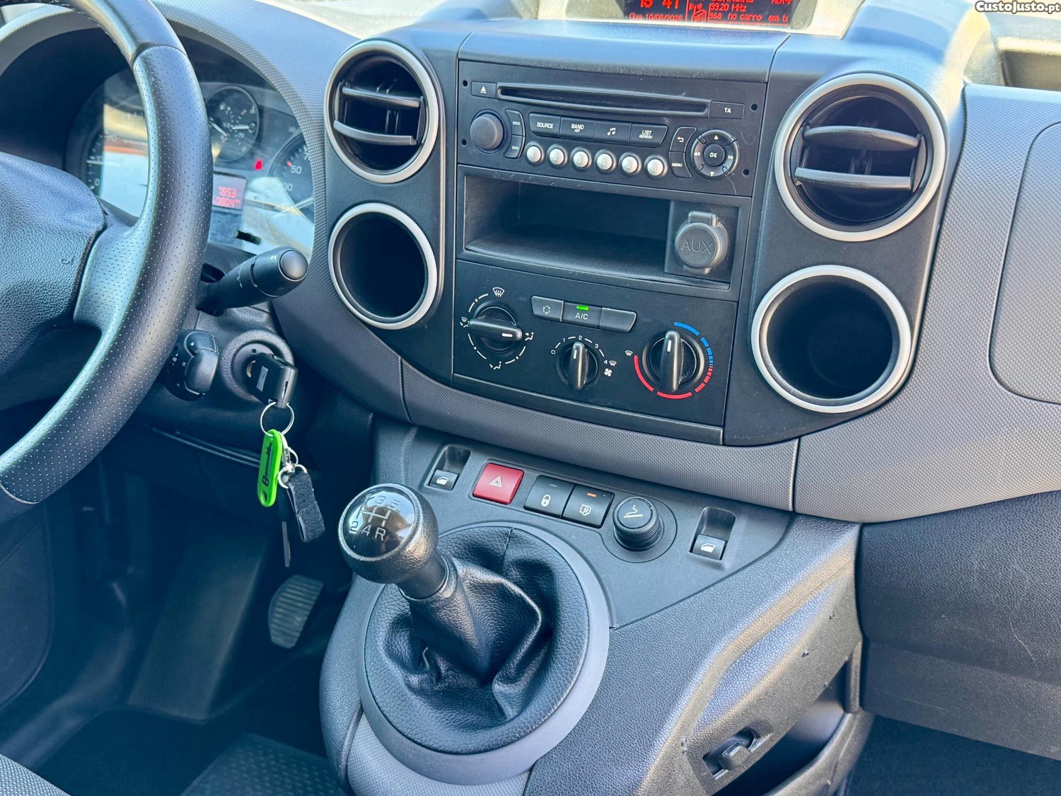 Citroën Berlingo 1.6 HDi - 3 Lugares — fotografia 7