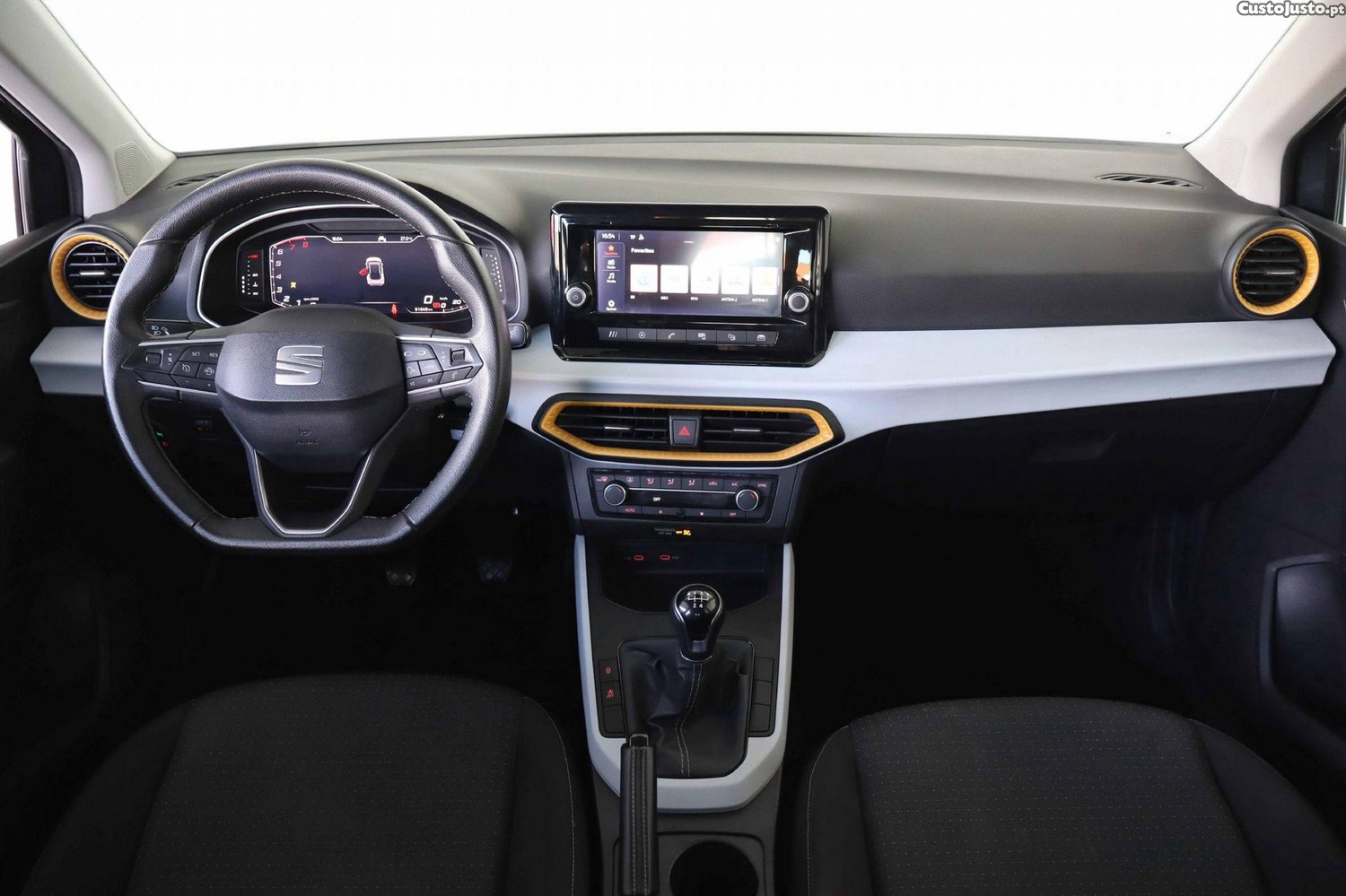 SEAT Arona 1.0 TSI Style — fotografia 11