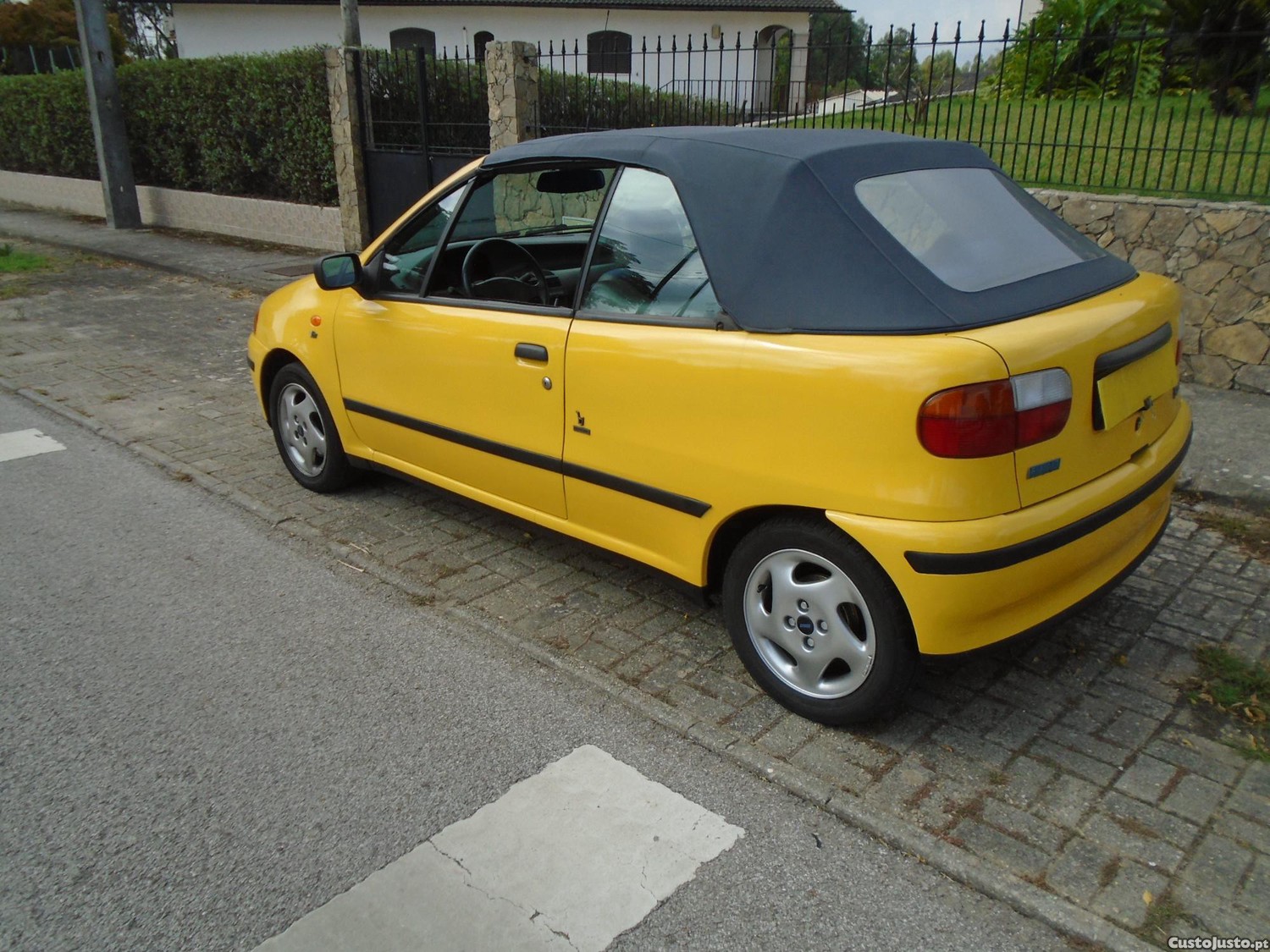 Fiat Punto Cabrio Bertone 1.2 16 v Original Capota Elétrica - 98 foto 4