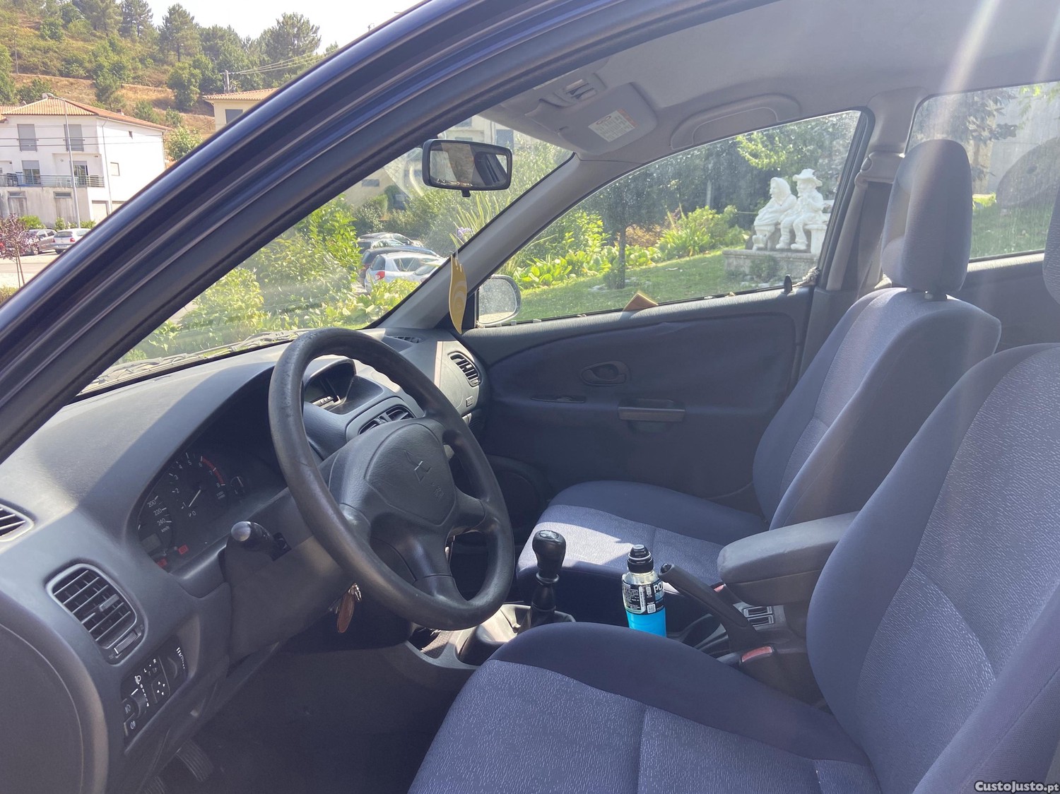 Mitsubishi Carisma 1.3 — fotografia 6