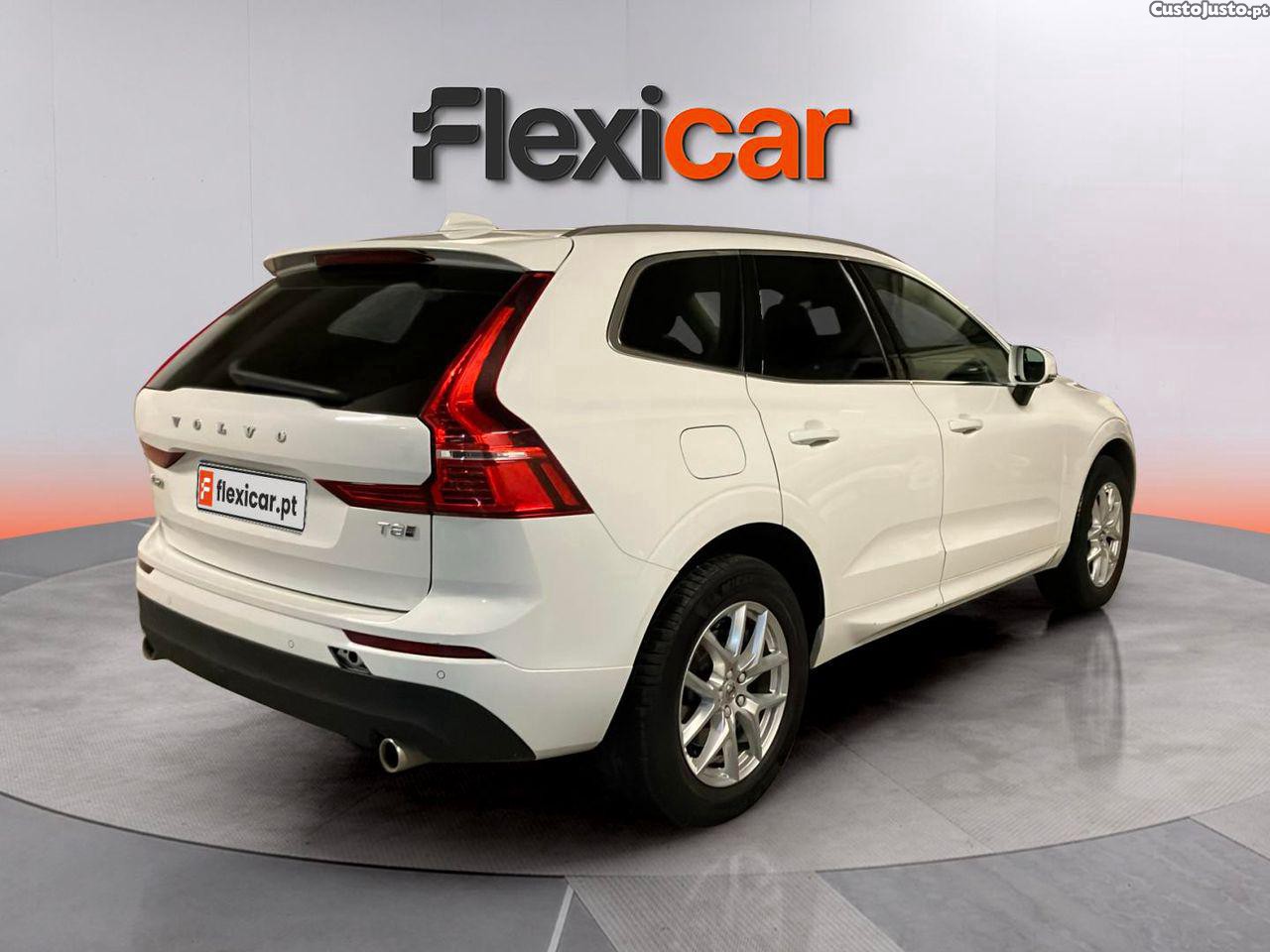 Volvo XC 60 2.0 T8 PHEV Momentum AWD — fotografia 22
