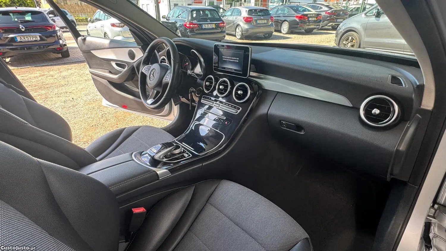 Mercedes-Benz C 200 d Avantgarde Aut. — fotografia 8