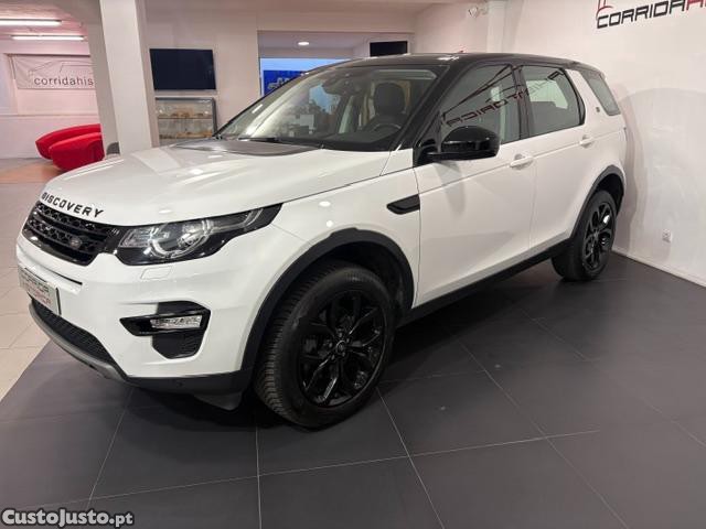 Land Rover Discovery Sport 2.0 TD4 HSE Luxury AWD — fotografia 11