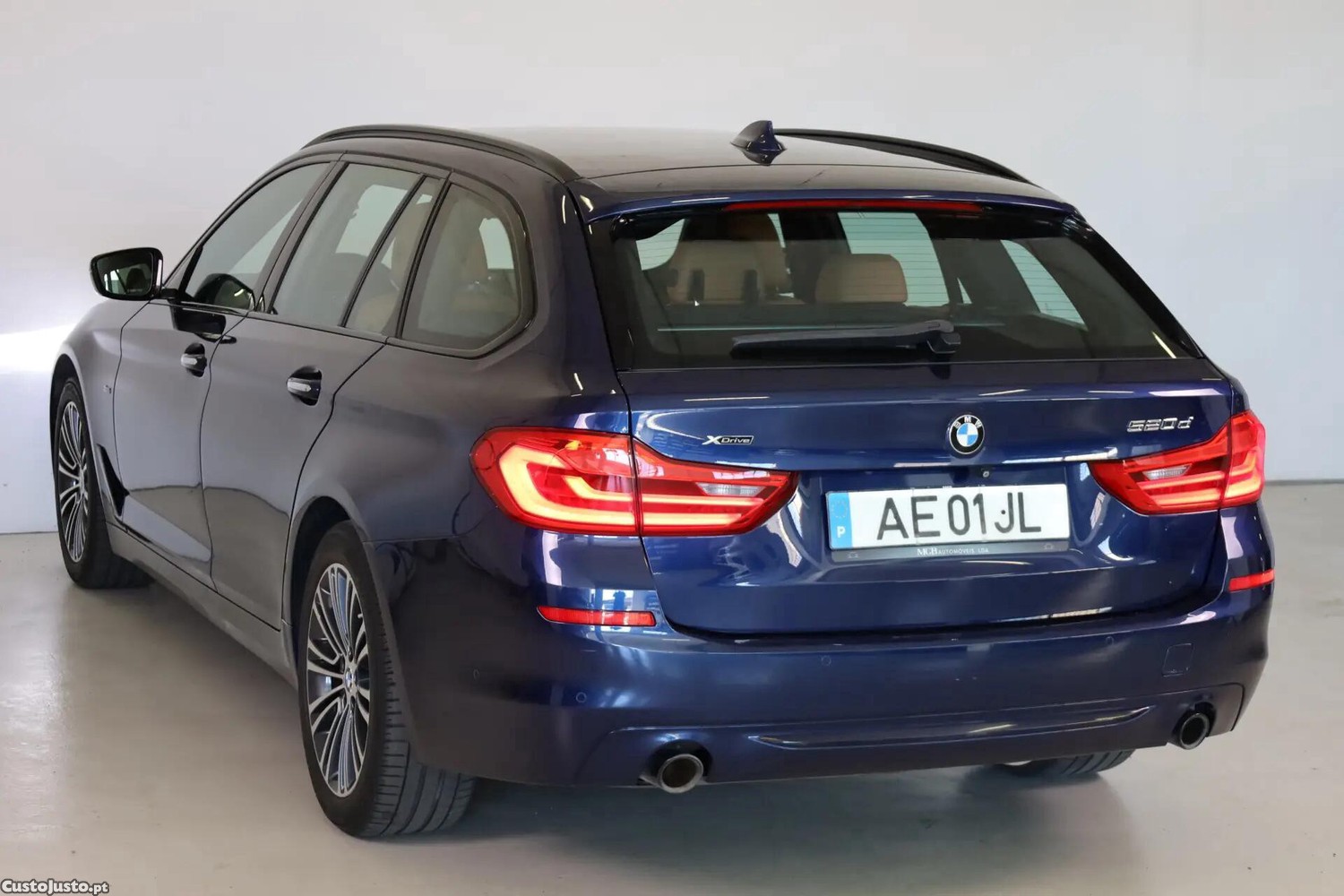BMW 520 d xDrive Aut. Luxury Line — fotografia 3