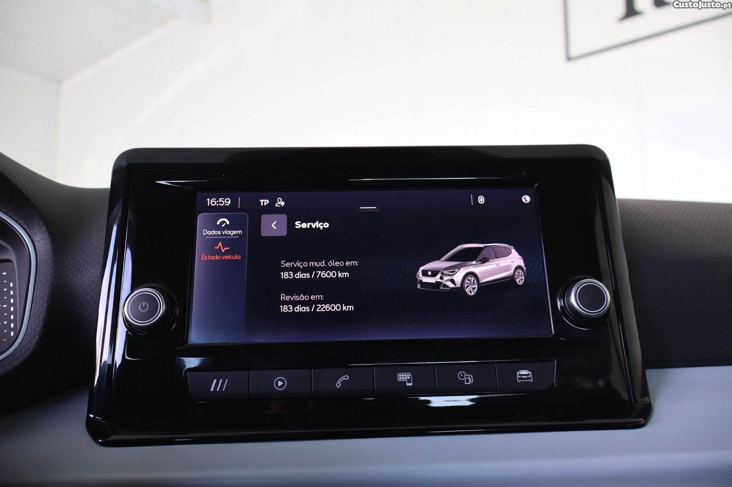 SEAT Arona 1.0 TSI Style — fotografia 5