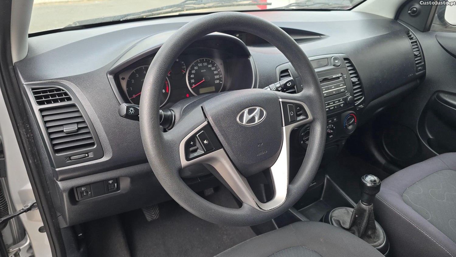 Hyundai ix20 20 — fotografia 2