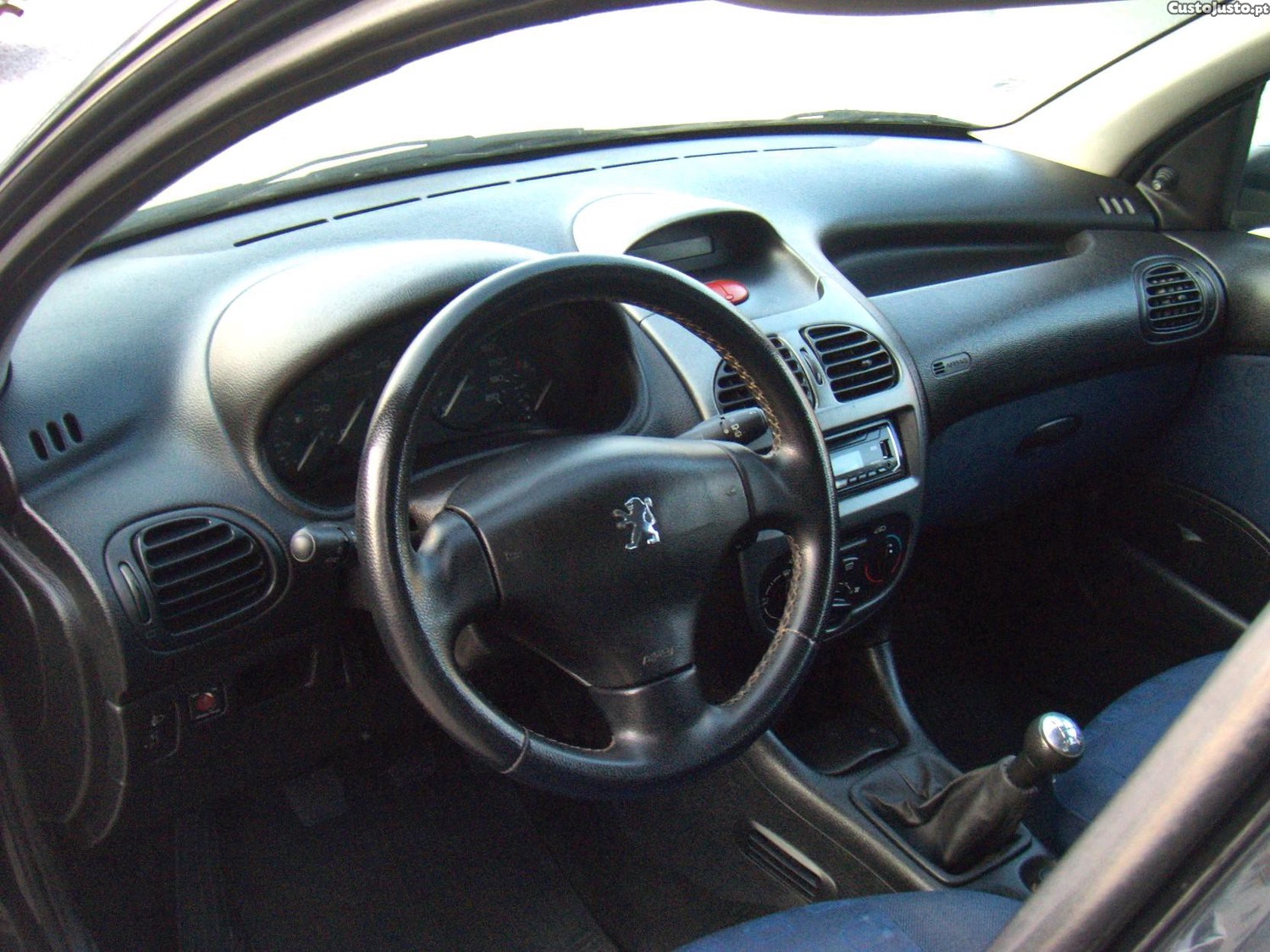 Peugeot 206 () — fotografia 10