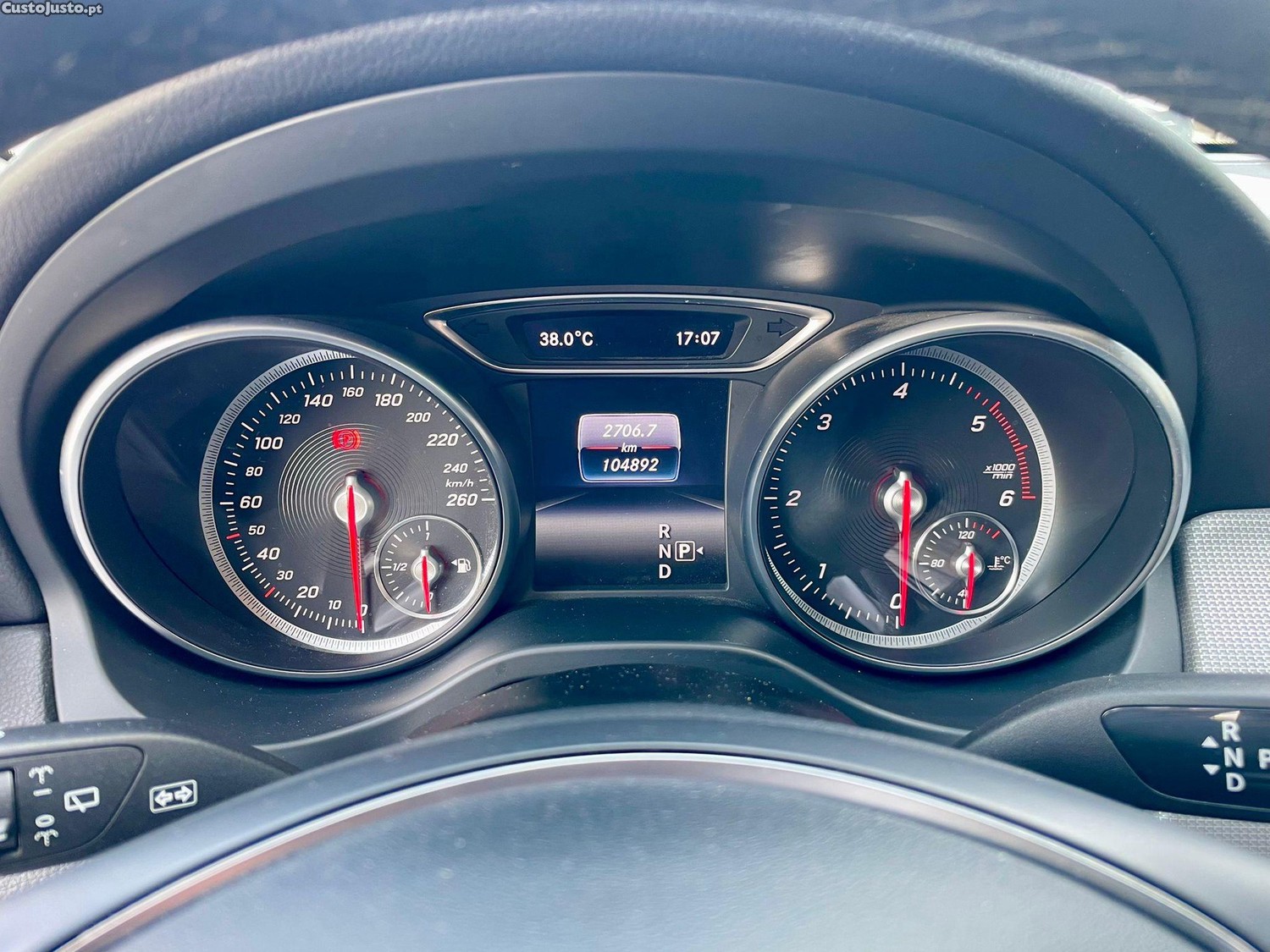 Mercedes-Benz CLA 200 d Shooting Brake Urban Aut. — fotografia 3