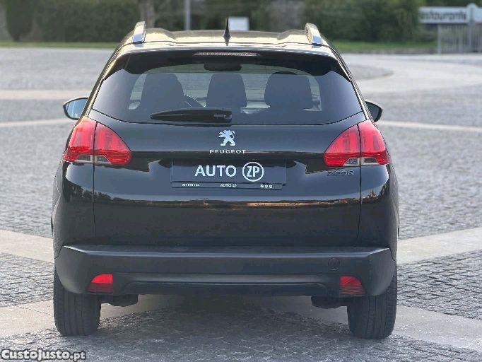Peugeot 2008 1.4 Hdi — fotografia 9