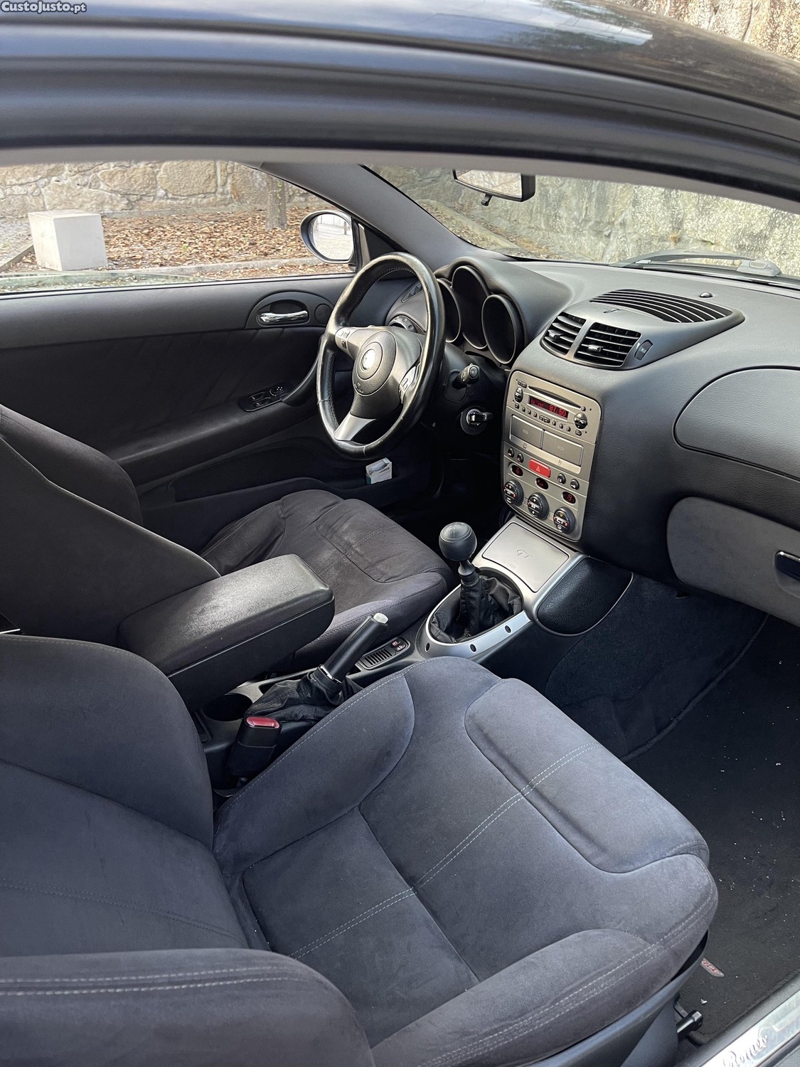 Alfa Romeo GT 1.9 JTDm — fotografia 4
