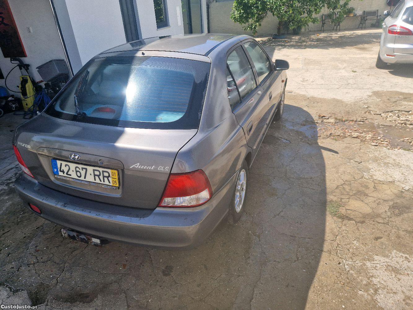 Hyundai Accent acc — fotografia 10