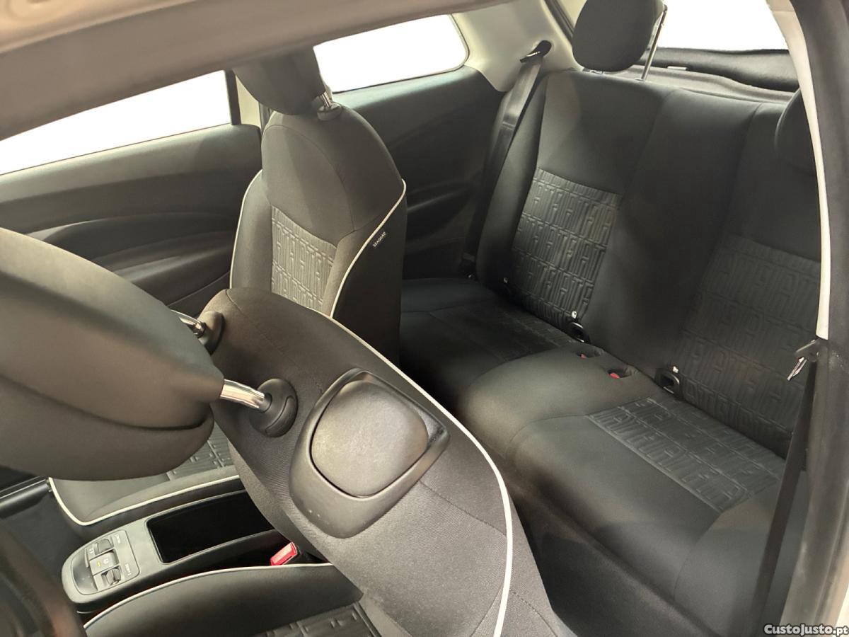 Fiat 500 e 23,8 kWh — fotografia 3