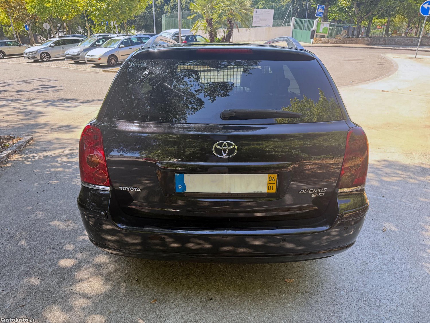 Toyota Avensis SW 2.0 D-4D — fotografia 9