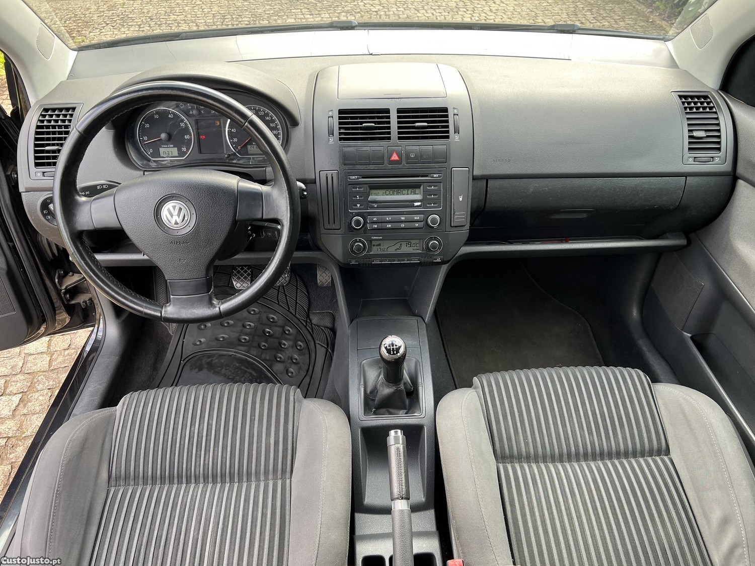 Volkswagen Polo 1.2 AC SPORTLINE140.000km — fotografia 8