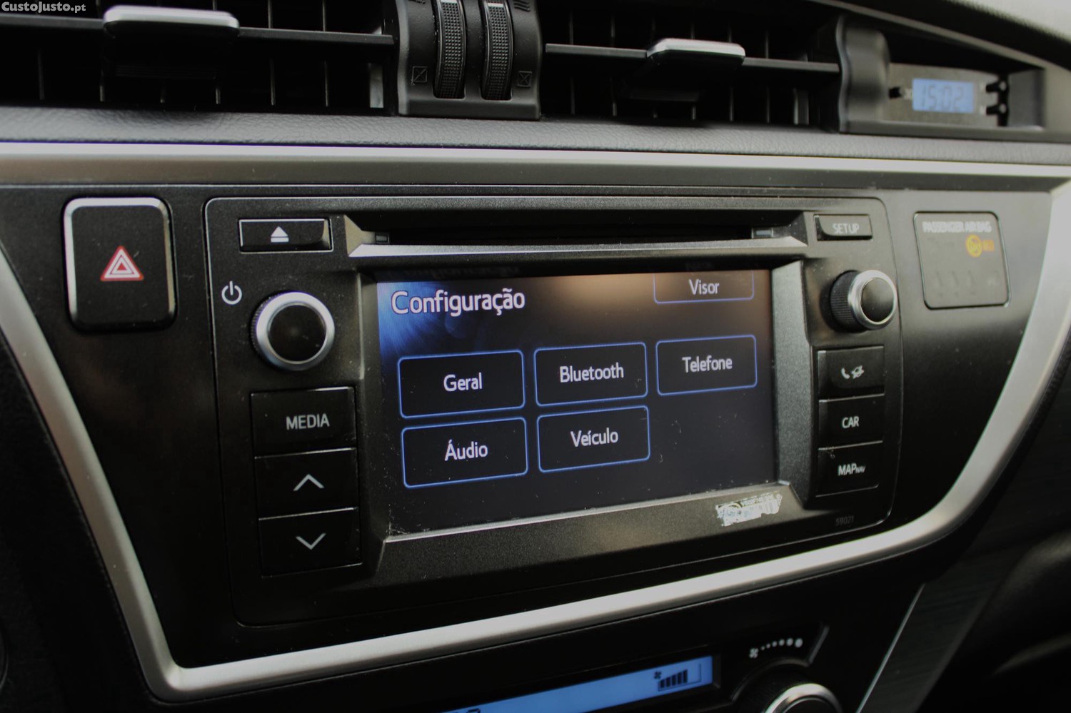 Toyota Auris 1.4 D4D Exclusive — fotografia 3