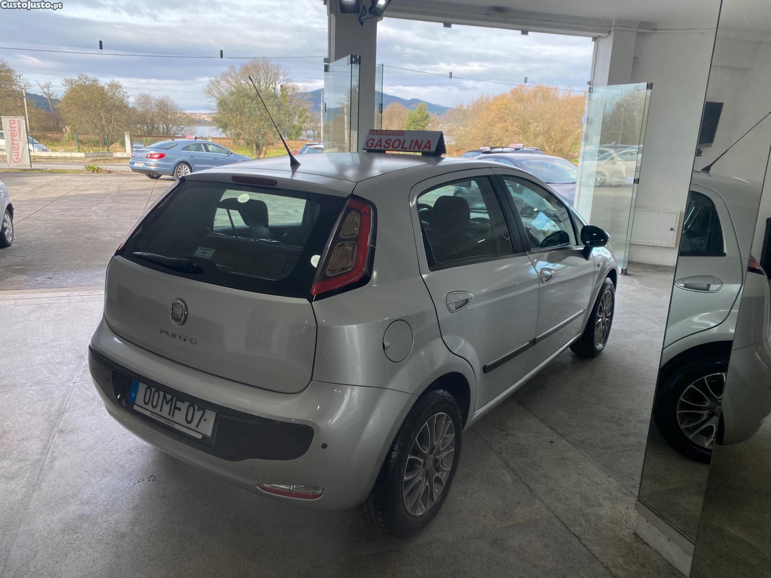 Fiat Punto Evo 1.2 -126 MIL KMs — photo 4