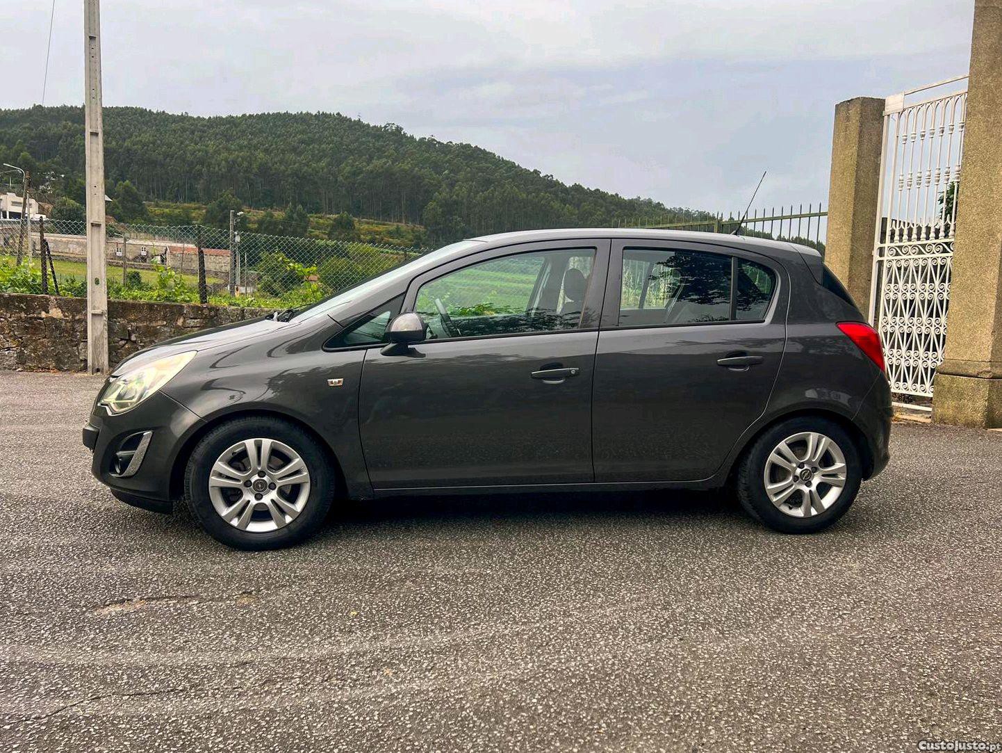 Opel Corsa 1.3 CDTI ECOFLEX — fotografia 6