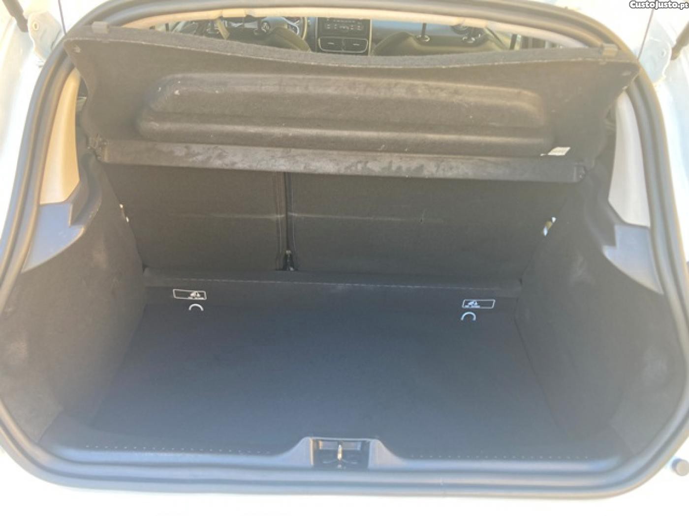 Renault Clio Energy dCi 90 Start — fotografia 4