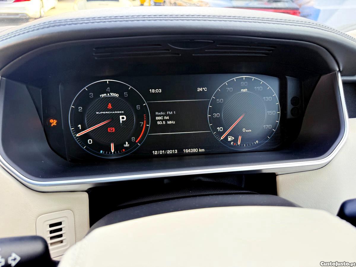 Land Rover Range Rover V8 Supercharged Black Pack — fotografia 43