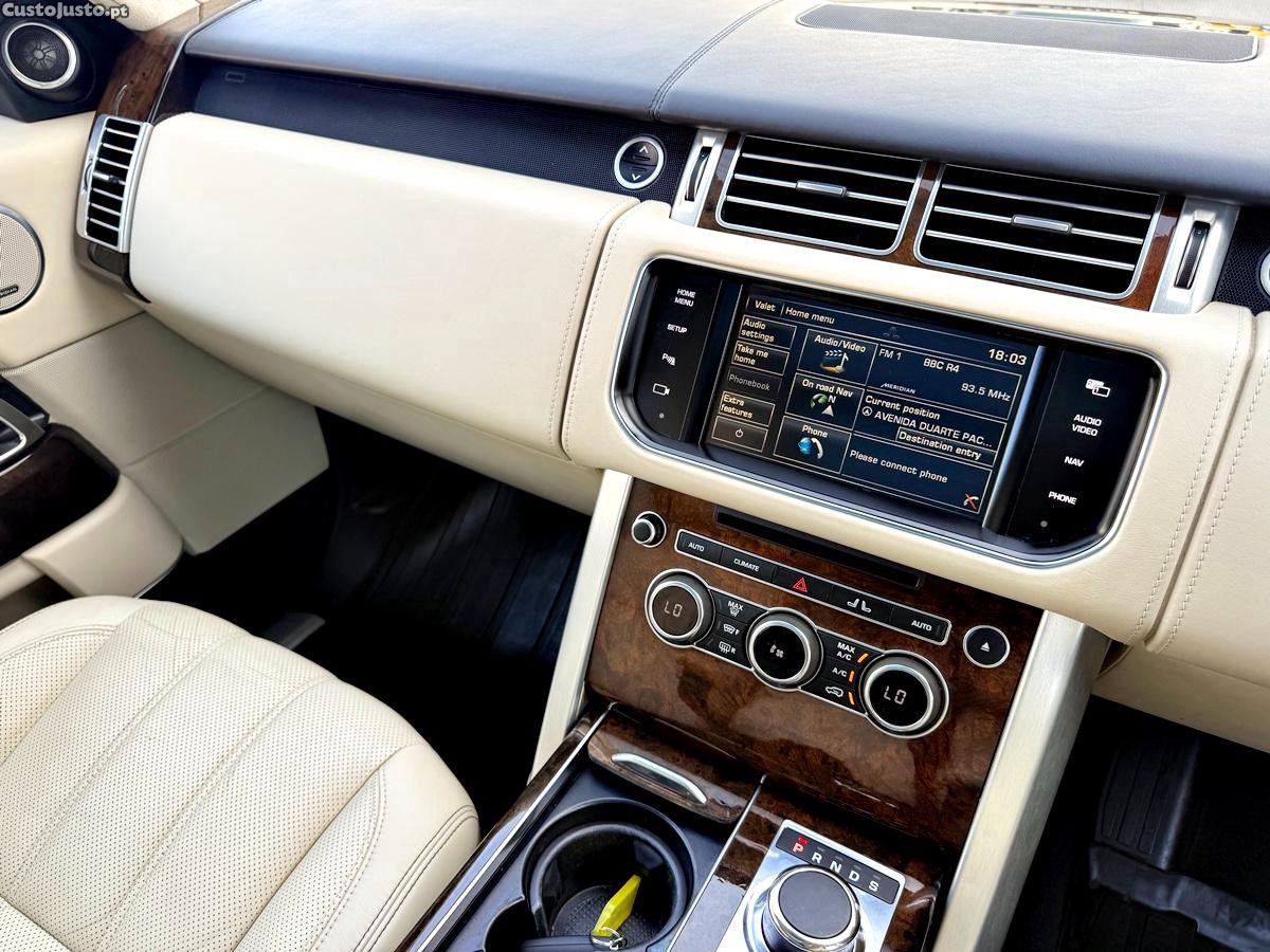 Land Rover Range Rover V8 Supercharged Black Pack — fotografia 42