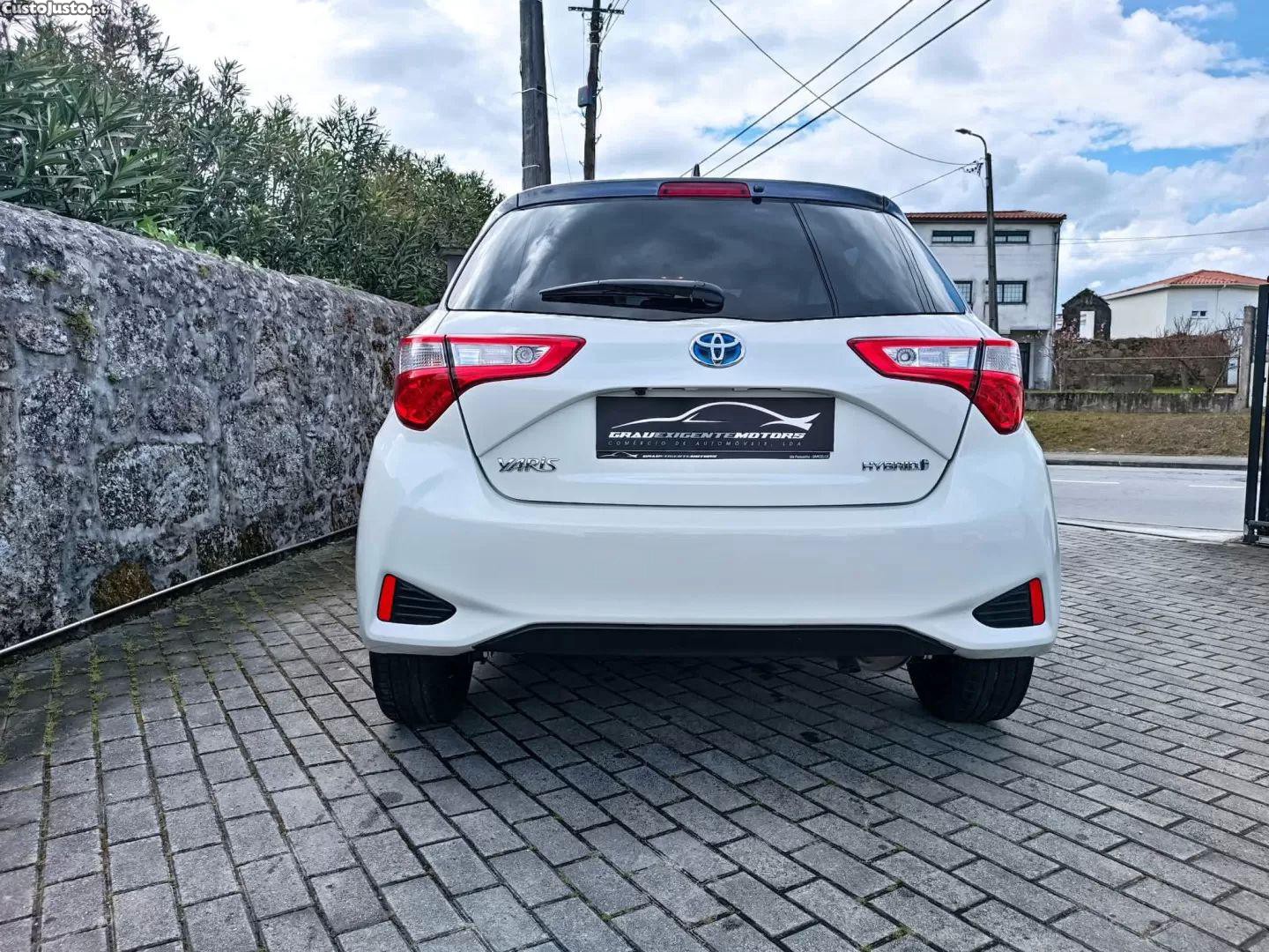 Toyota Yaris 1.5 hsd 20 anos - 19 — photo 5