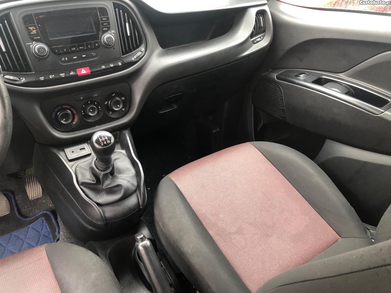 Fiat Doblo 1.3 M-Jet — fotografia 3