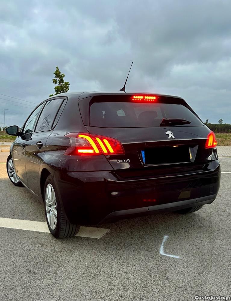 Peugeot 308 BlueHDi Style — fotografia 7