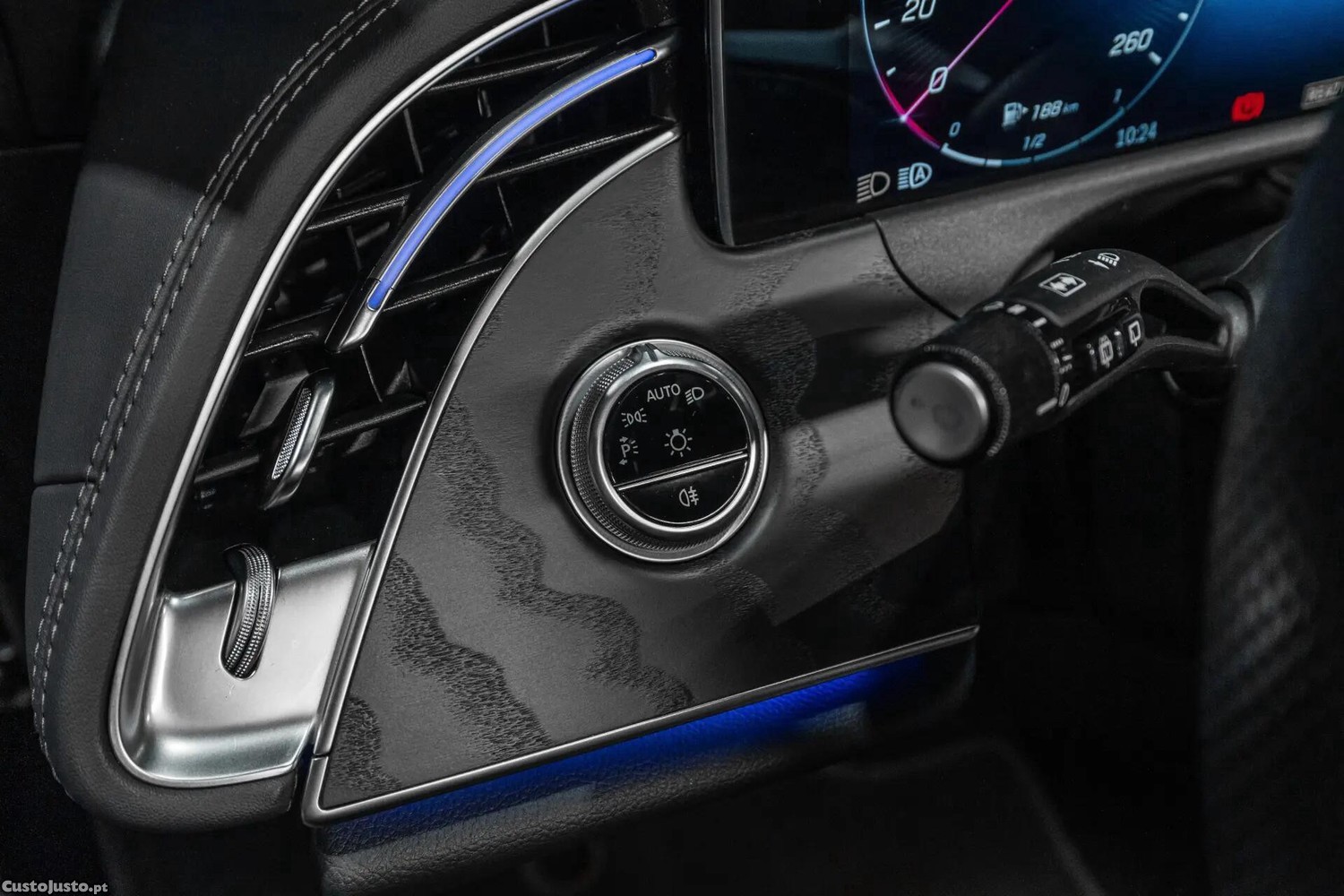 Mercedes-Benz E 300 e Station — fotografia 8