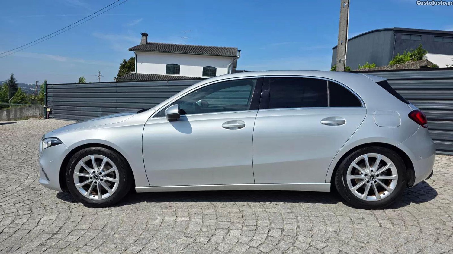 Mercedes-Benz A 180 D progressive aut. — fotografia 24