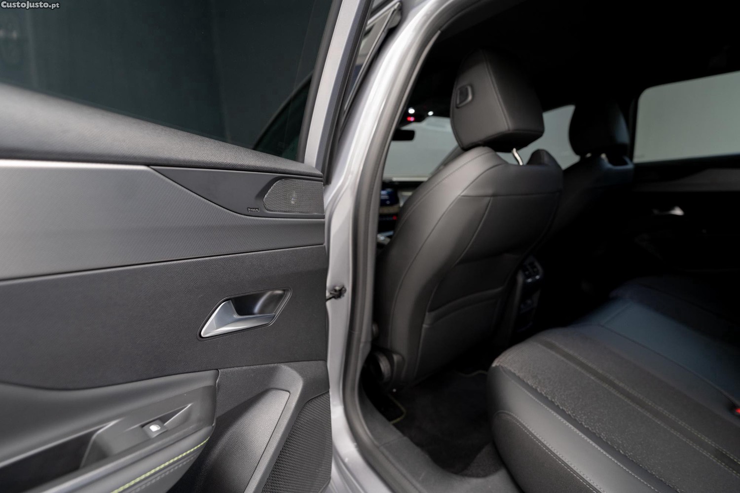 Peugeot 308 W 1.6 Hybrid GT e-EAT8 — fotografia 15