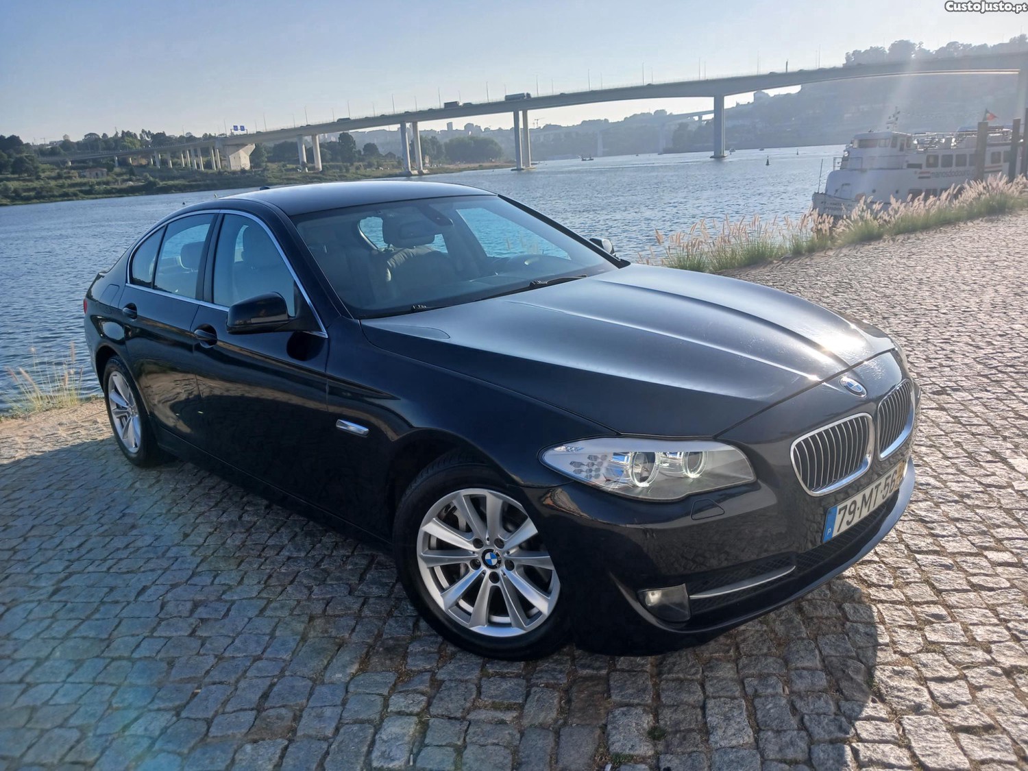 BMW 525 d x drive — fotografia 13