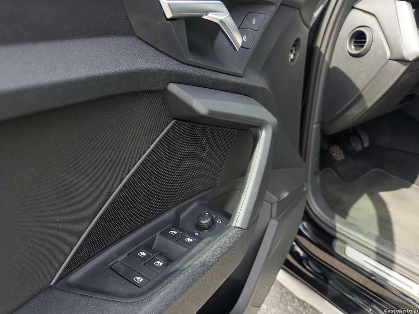 Audi A3 30 tfsi s-line — fotografia 11