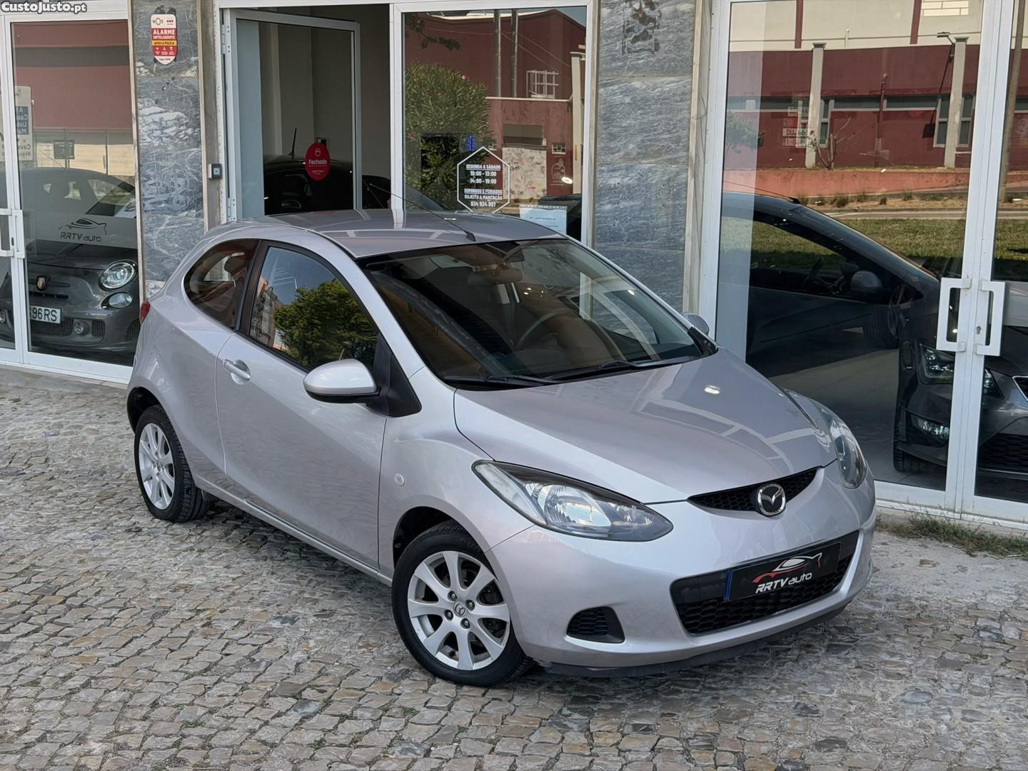 Mazda 2 1.3 MZR Comfort — fotografia 19