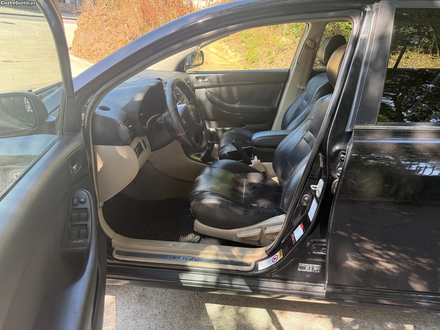 Toyota Avensis SW 2.0 D-4D — fotografia 5