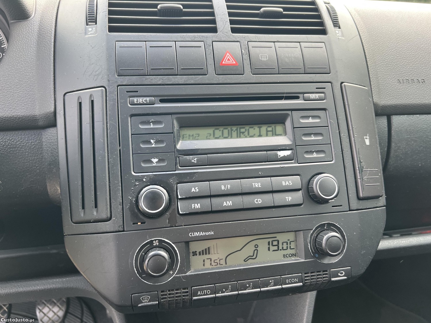 Volkswagen Polo 1.2 AC SPORTLINE140.000km — fotografia 6