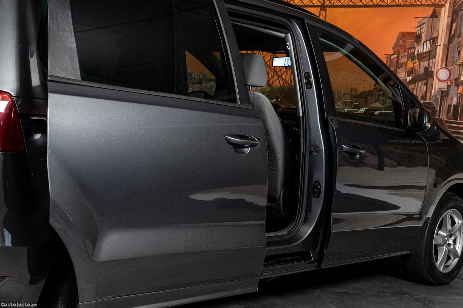 SEAT Alhambra 2.0 TDI Reference Eco. — fotografia 4