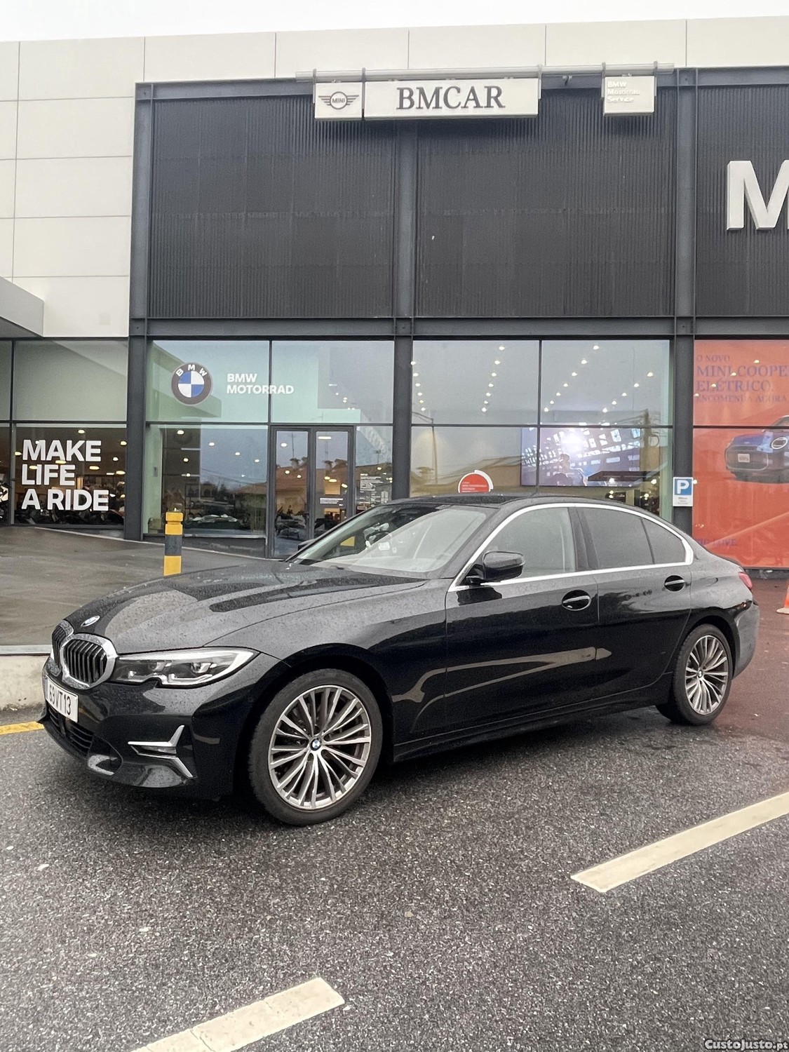 BMW 320 Luxury Line - 18 foto 2