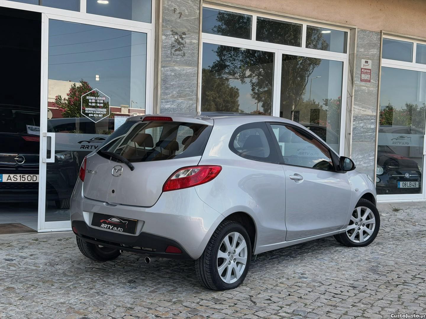 Mazda 2 1.3 MZR Comfort — fotografia 12