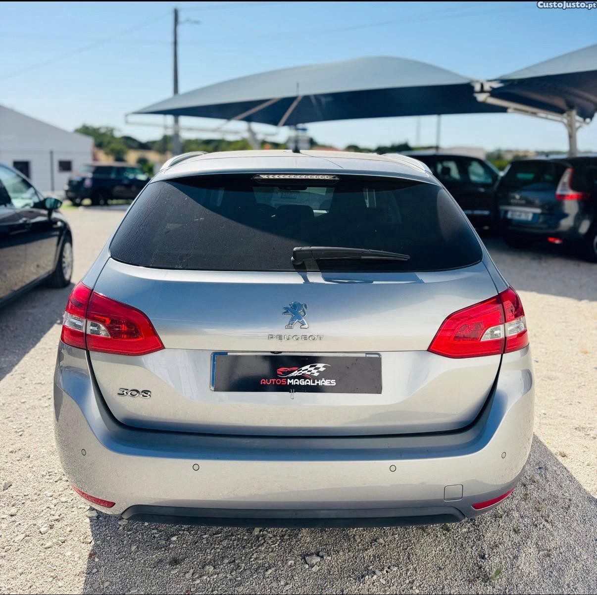 Peugeot 308 Style 1.2 SW — fotografia 3