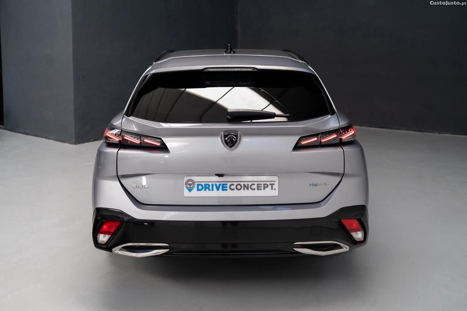 Peugeot 308 W 1.6 Hybrid GT e-EAT8 — fotografia 10