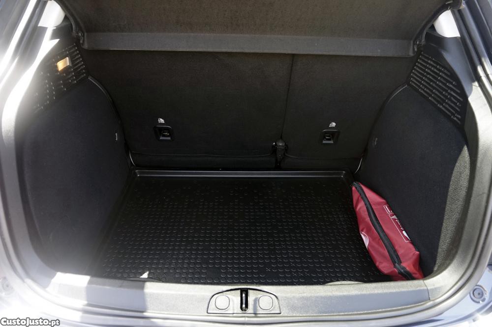 Fiat 500X 1.6 MJ Lounge S&S — fotografia 20