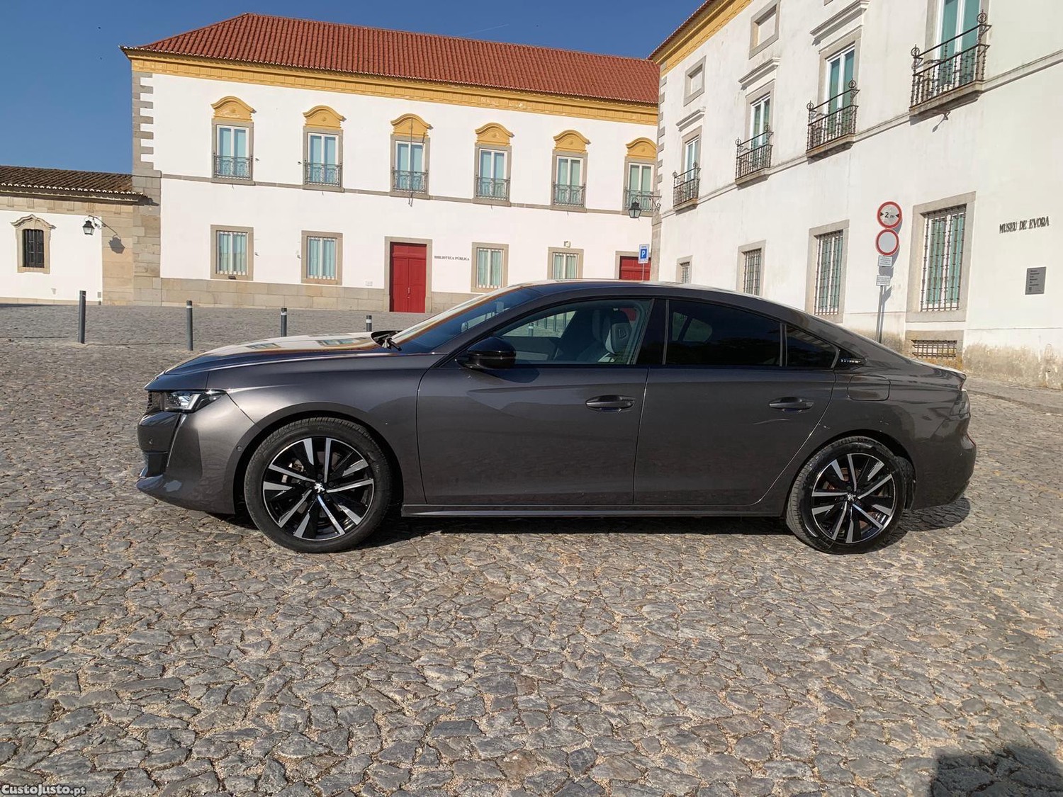 Peugeot 508 Hybrid 225 GT_Crédito — fotografia 10