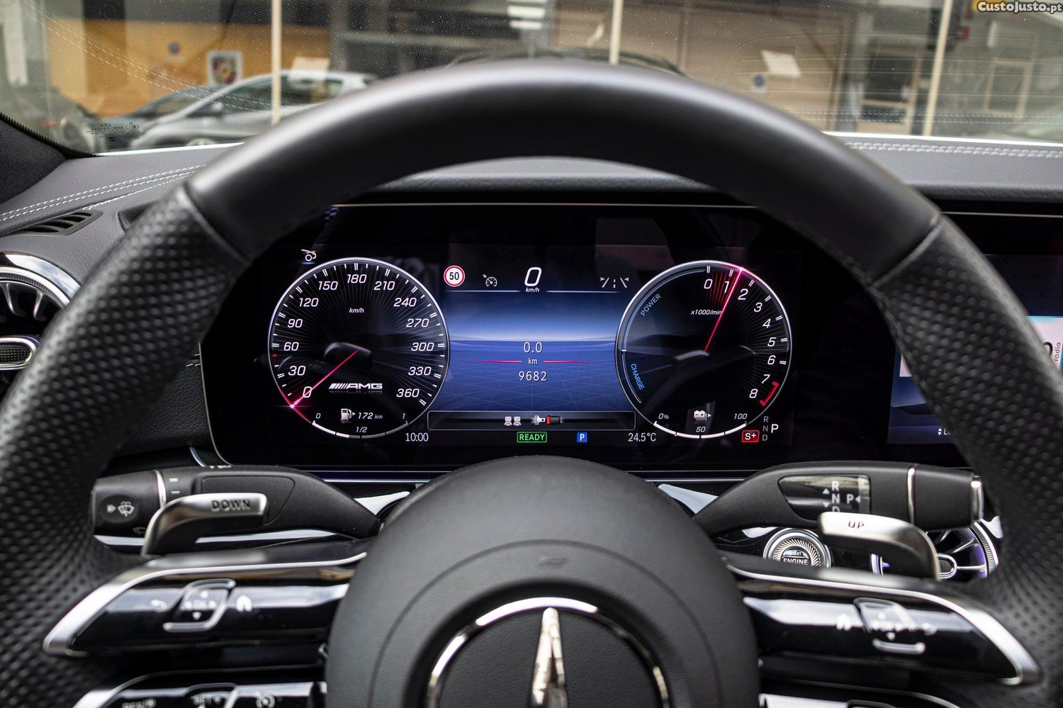 Mercedes-Benz AMG GT 63 S E Performance — fotografia 10