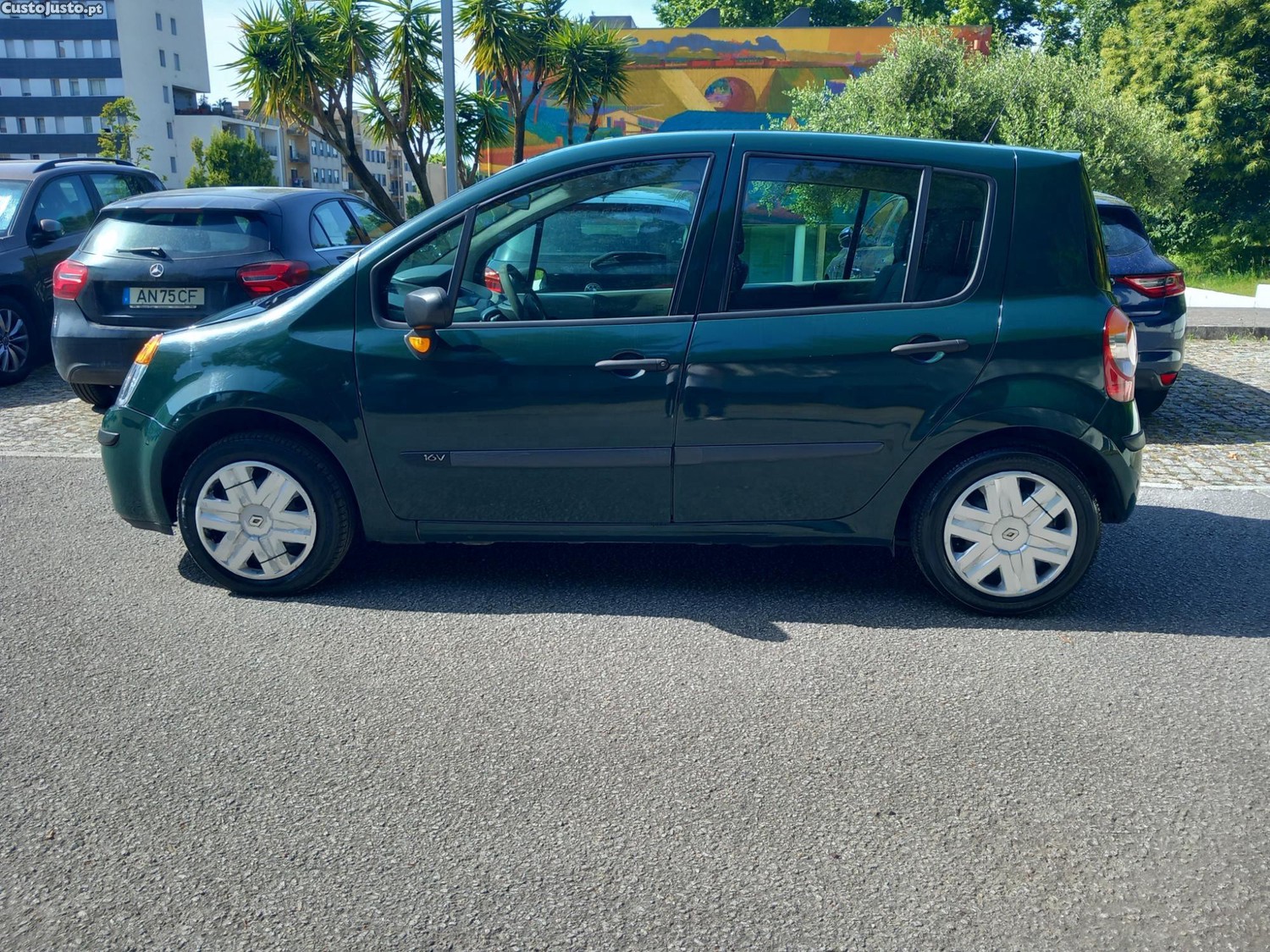 Renault Modus 1.2 Confort — fotografia 12