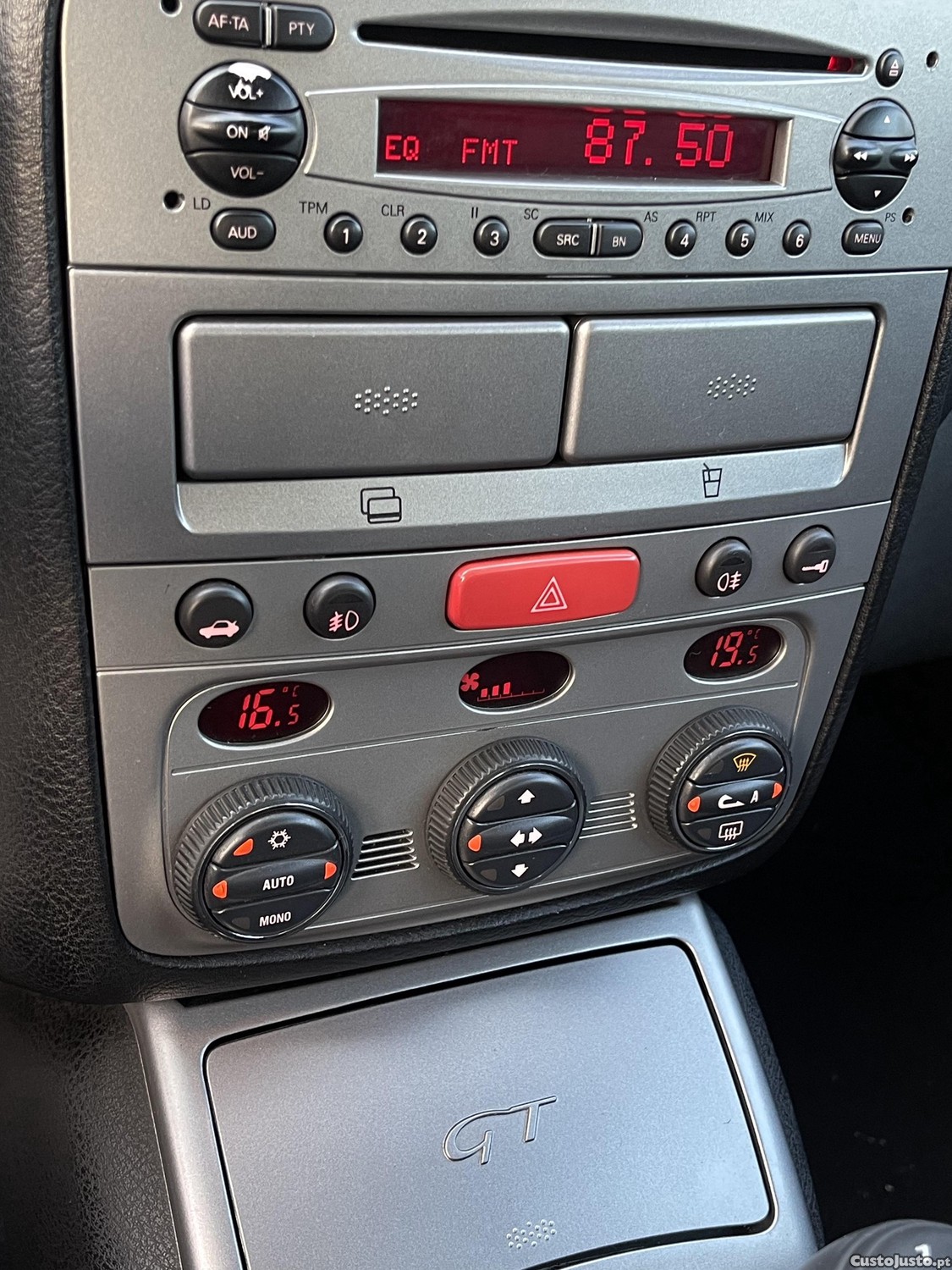 Alfa Romeo GT 1.9 JTDm — fotografia 2