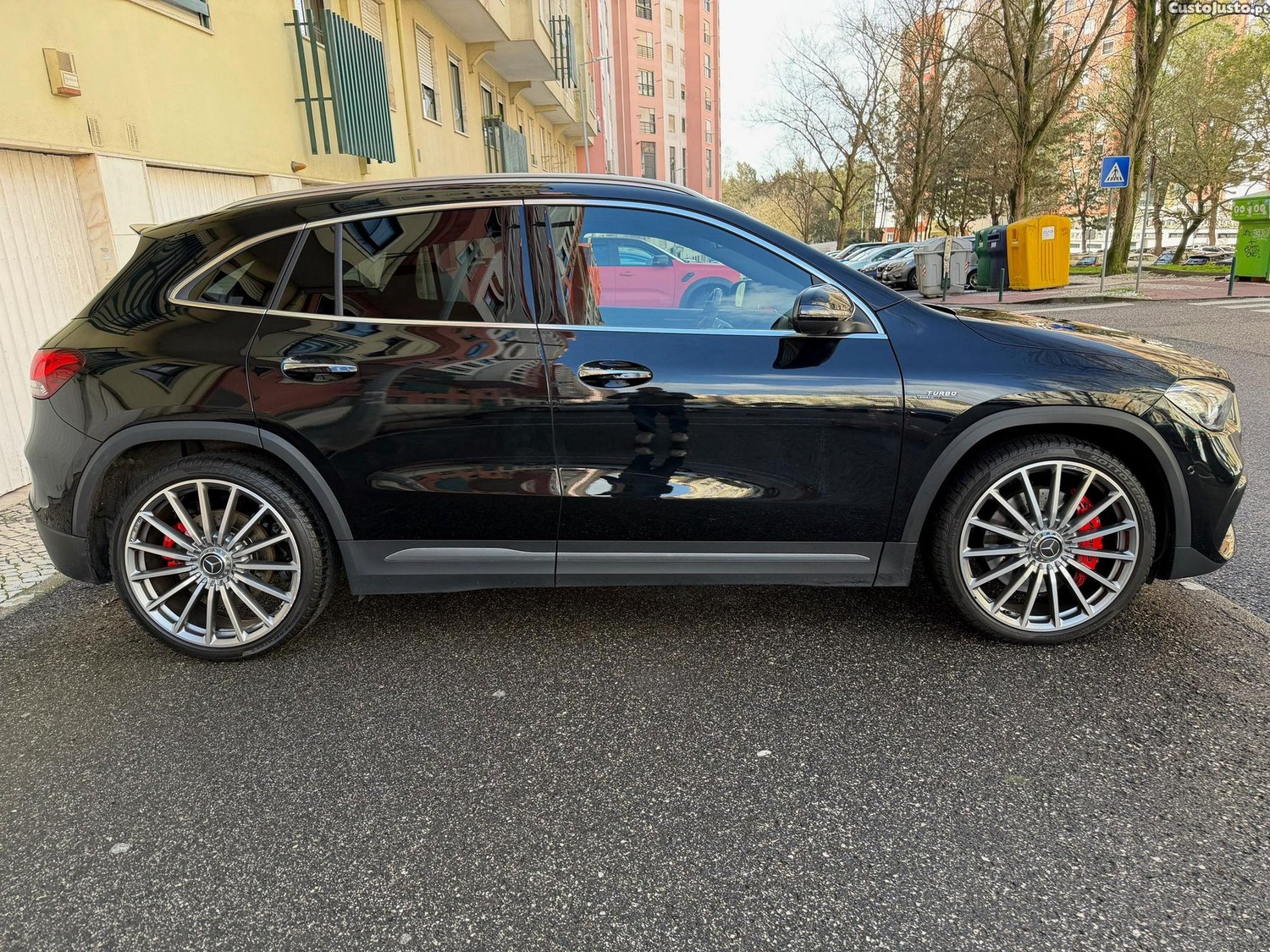 Mercedes-Benz GLA 45 AMG S 4Matic+ Speedshift DCT 8G - 21 foto 4